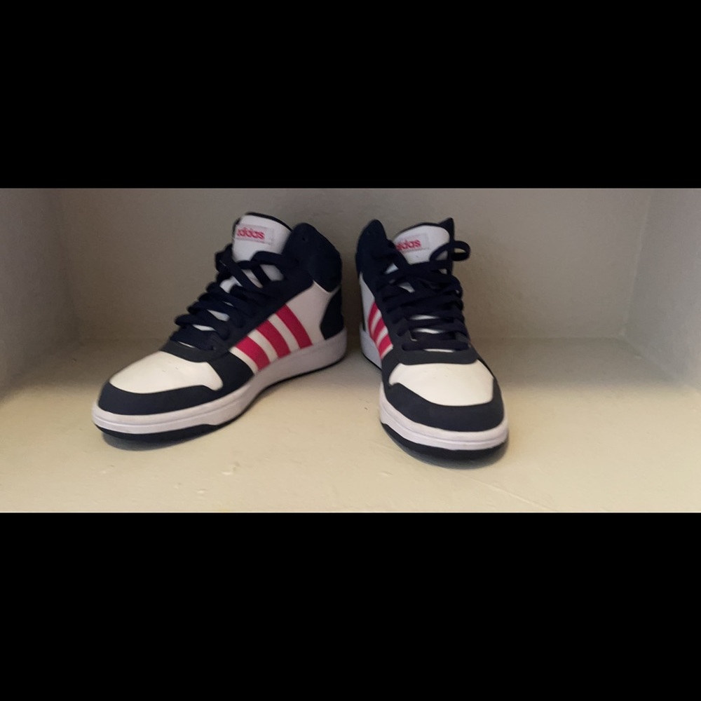 Nike shoes, just fab heels & boots for $25 a pair - Picture 4 of 15